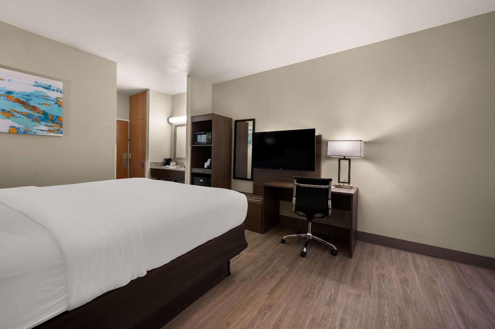 Comfort Inn & Suites Fenton Екстериор снимка