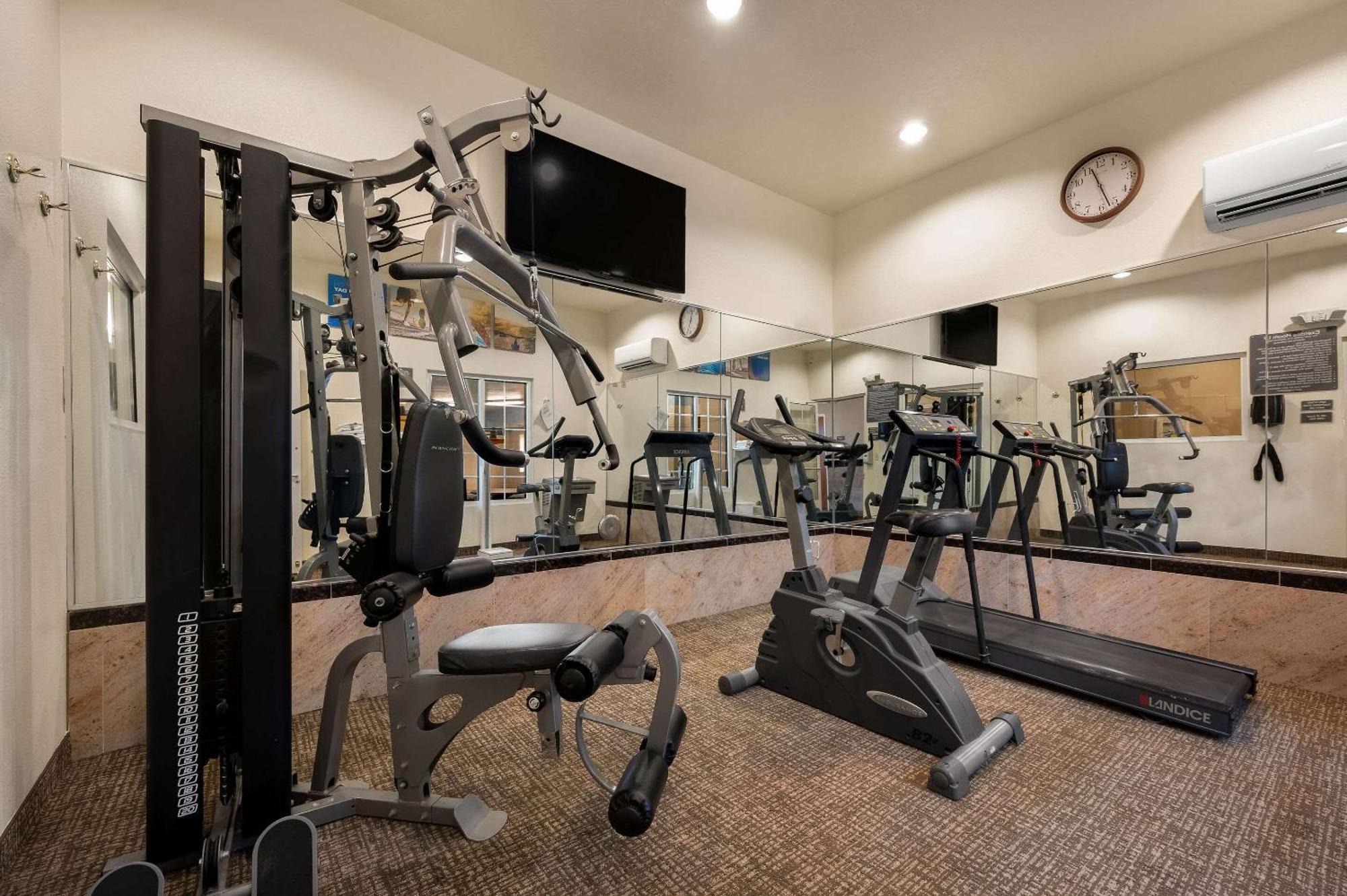 Comfort Inn & Suites Fenton Екстериор снимка