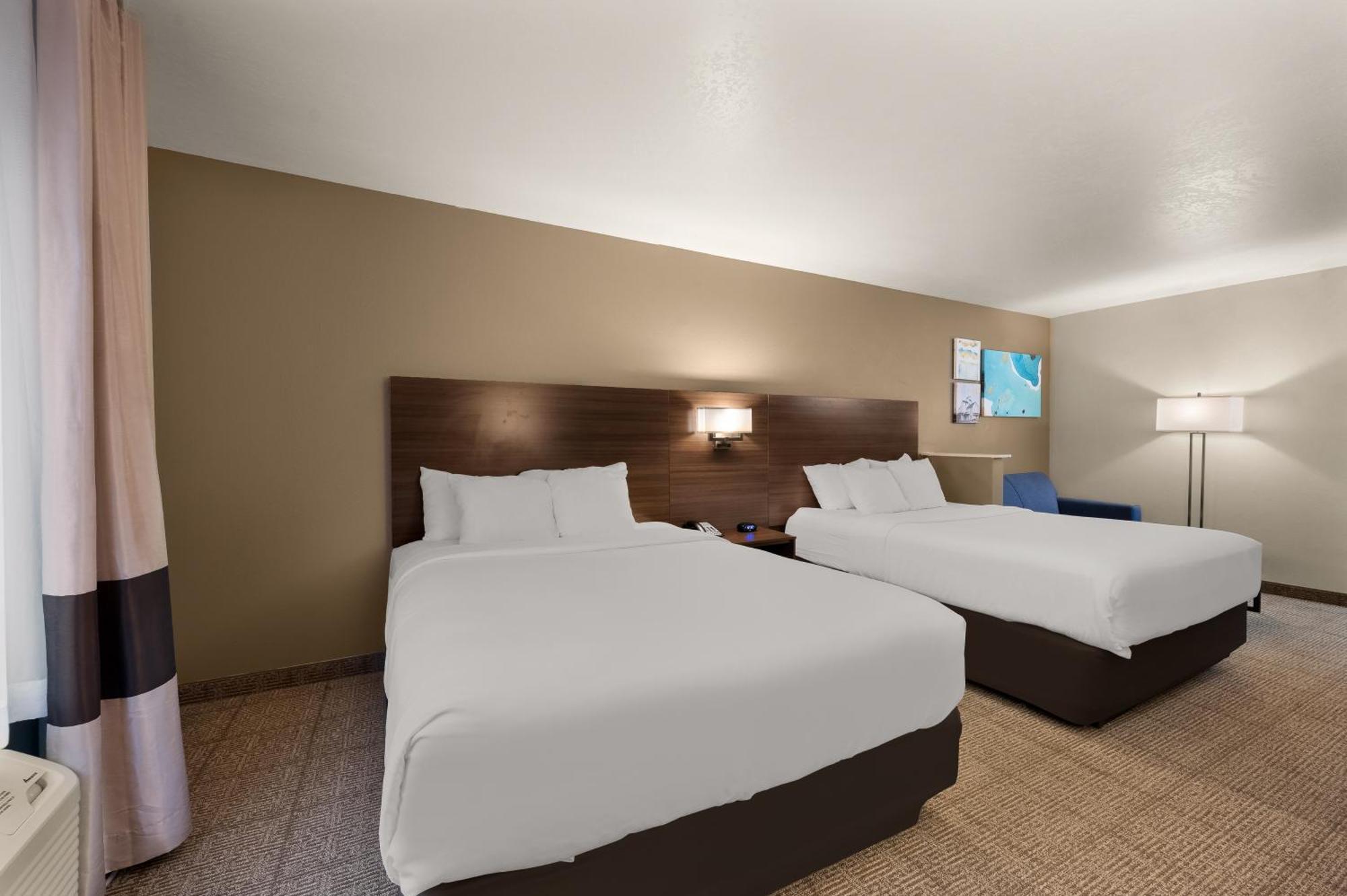 Comfort Inn & Suites Fenton Екстериор снимка