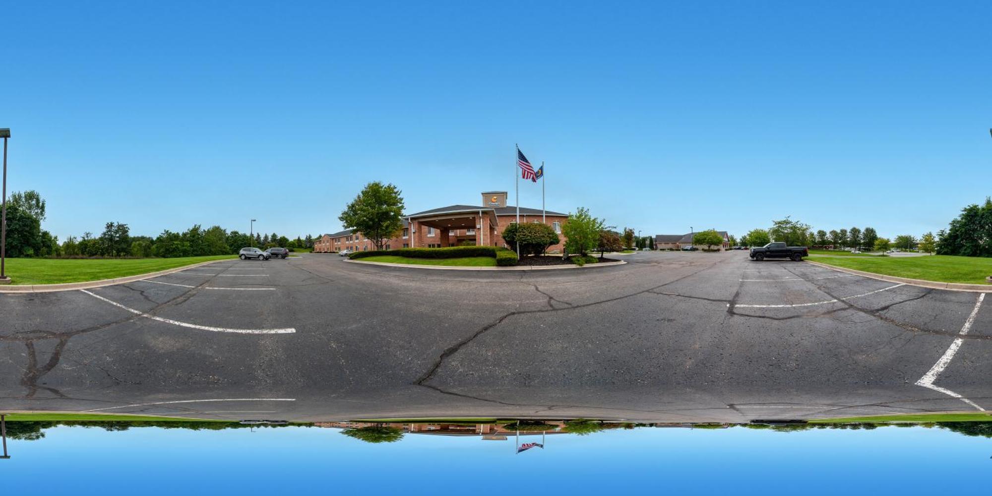 Comfort Inn & Suites Fenton Екстериор снимка